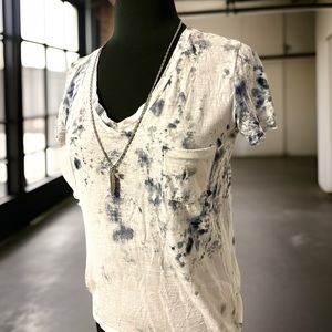 Universal Thread pocket tee